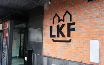 Skylt LKF.