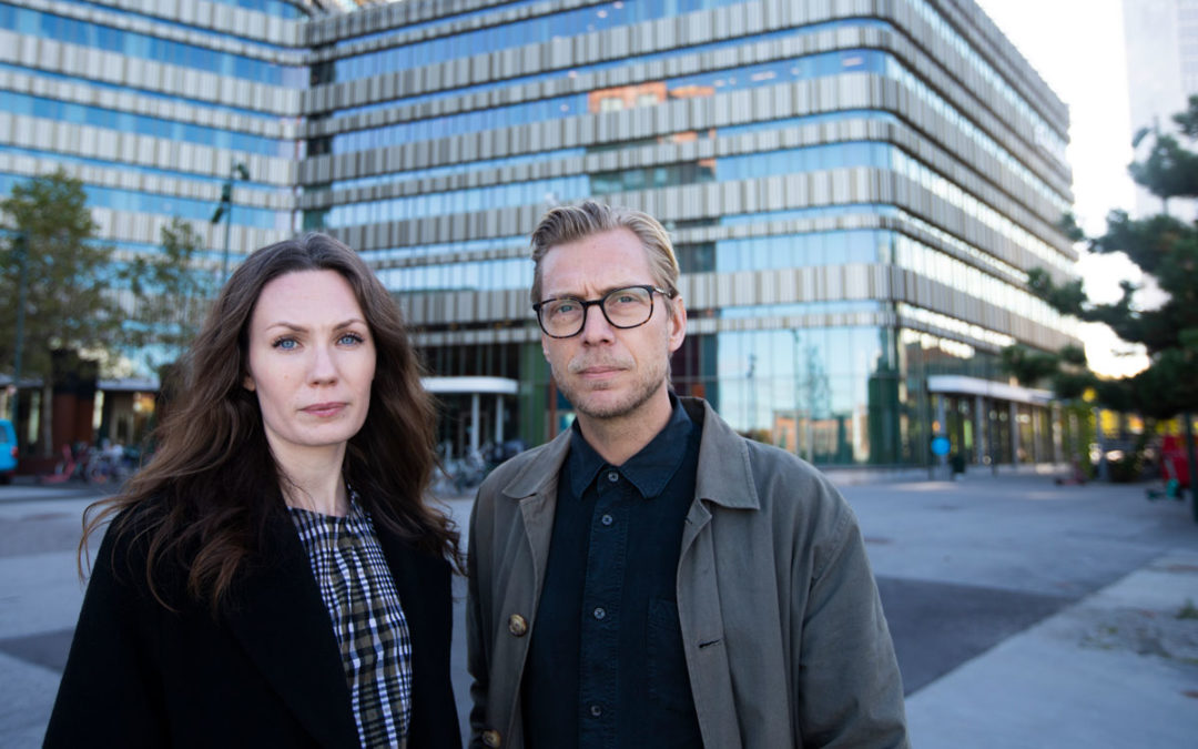 Forskarna Matilda Sandberg och Martin Grander på Malmö universitet.