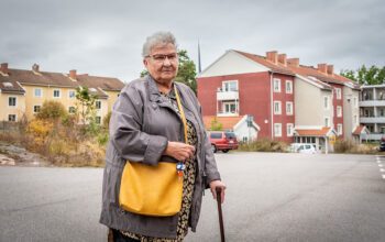 Bilden visar hyresgästen Maria Olander som bor i Oskarshamn hos Byggebo.